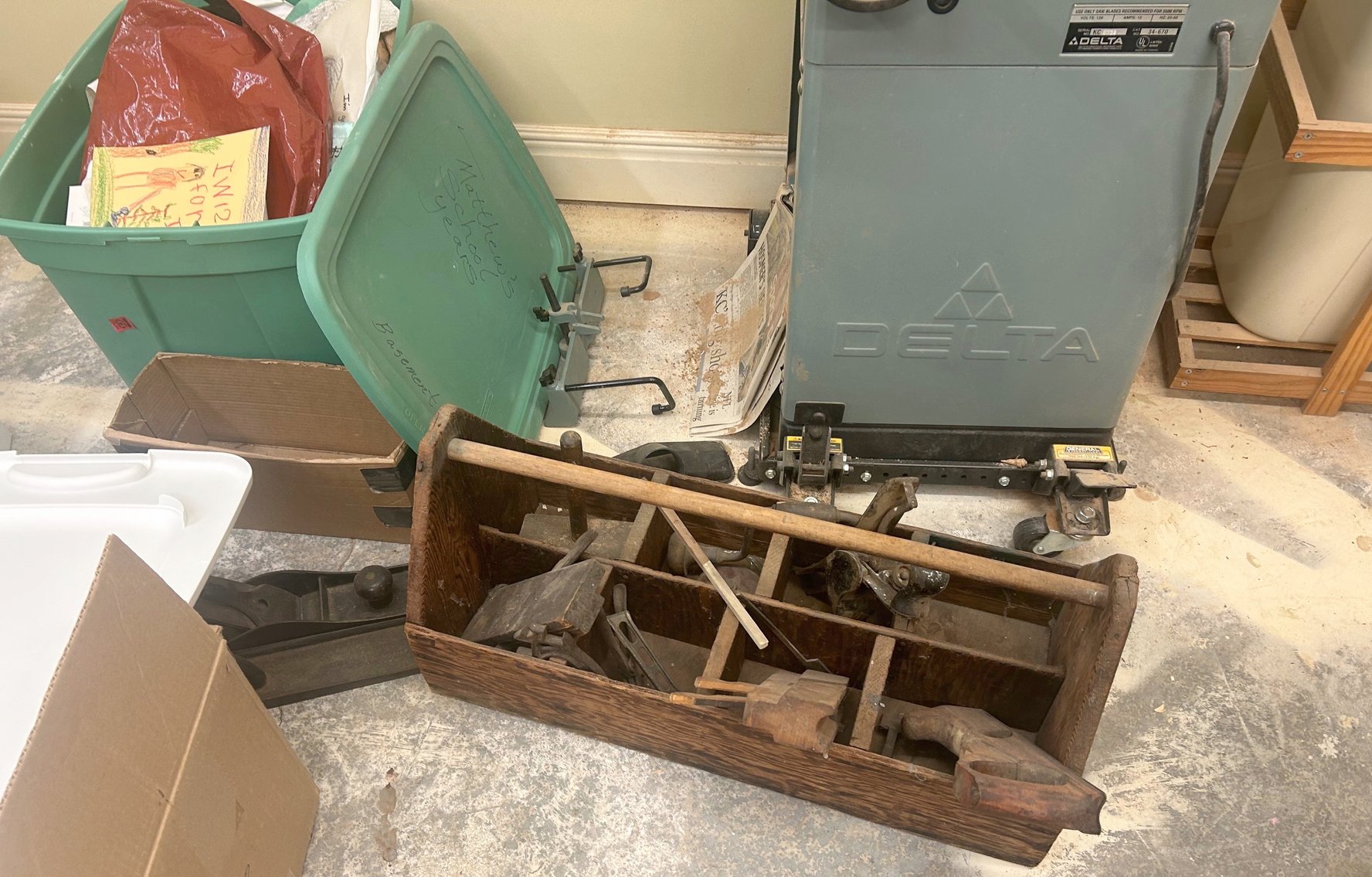 Image for LIVING ESTATE AUCTION