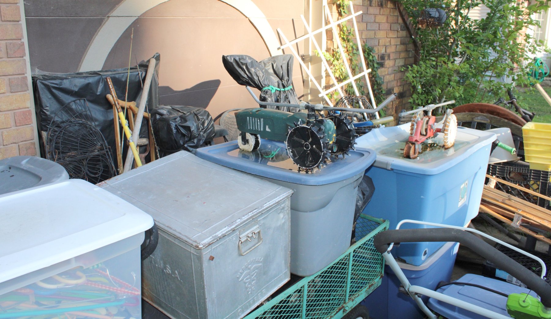 Image for HUGE COLLECTOR'S AUCTION