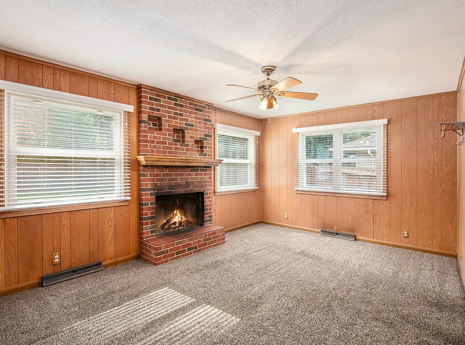 Image for REAL ESTATE & PERSONAL PROPERTY AUCTION