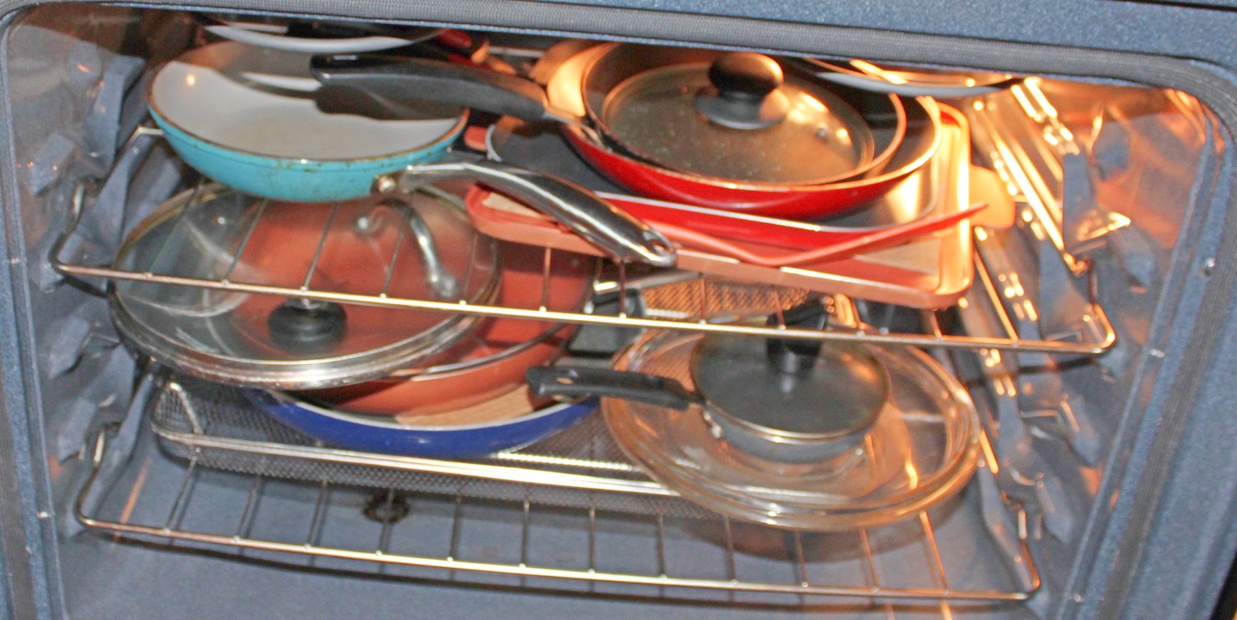 Image for LIVING ESTATE AUCTION