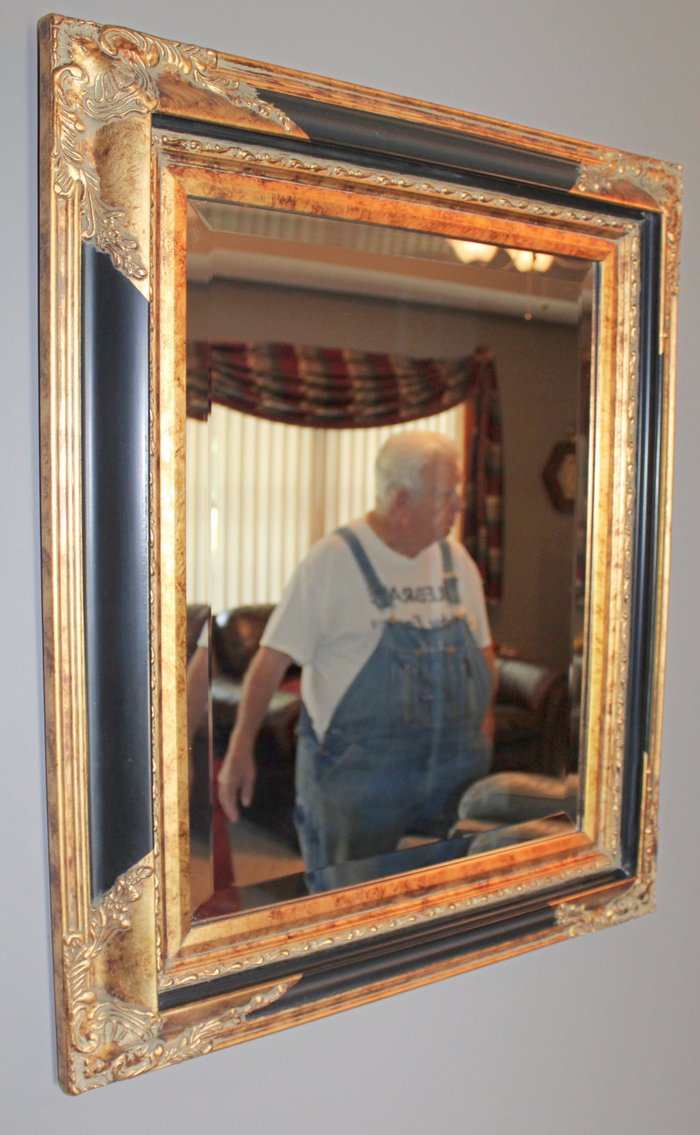 Image for LIVING ESTATE AUCTION