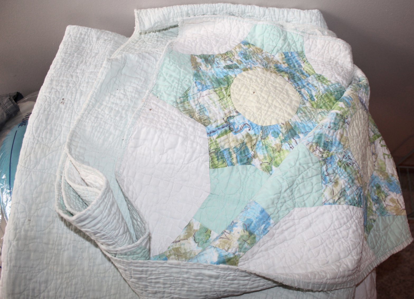 Image for LIVING ESTATE AUCTION