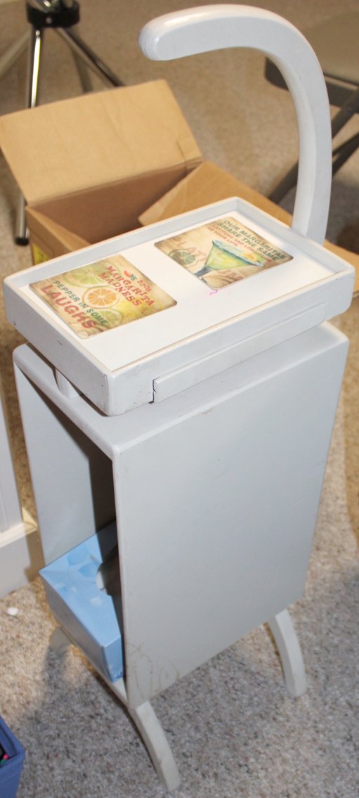 Image for LIVING ESTATE AUCTION