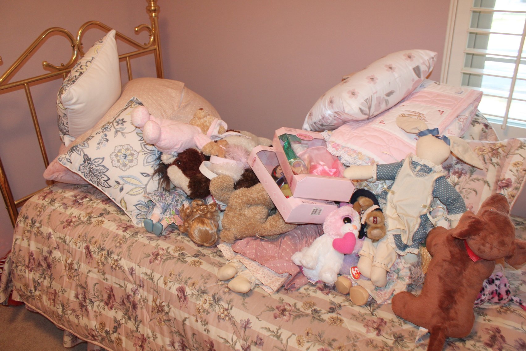 Image for LAST MINUTE EMERGENCY ESTATE AUCTION