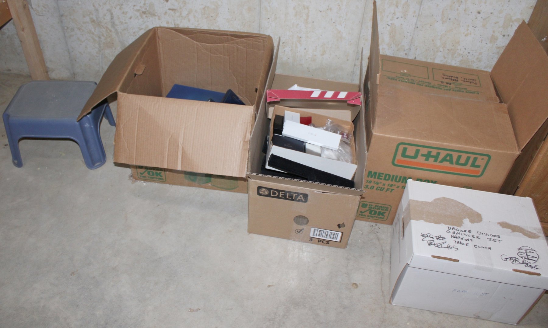 Image for LIVING ESTATE AUCTION