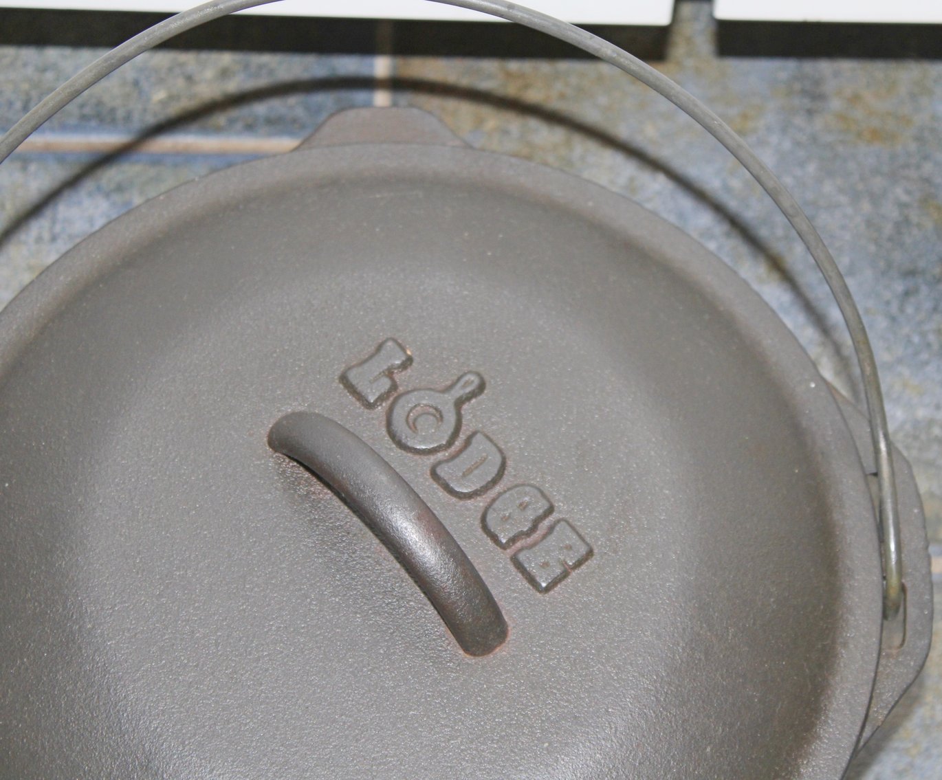 Image for LIVING ESTATE AUCTION