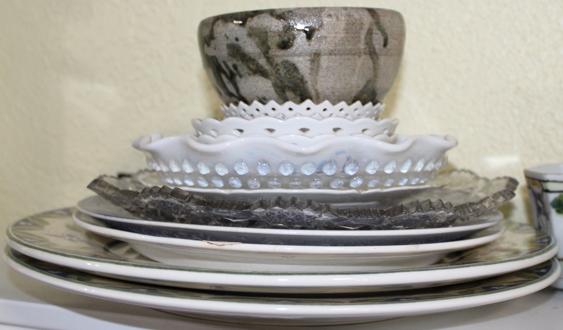 Image for LIVING ESTATE AUCTION