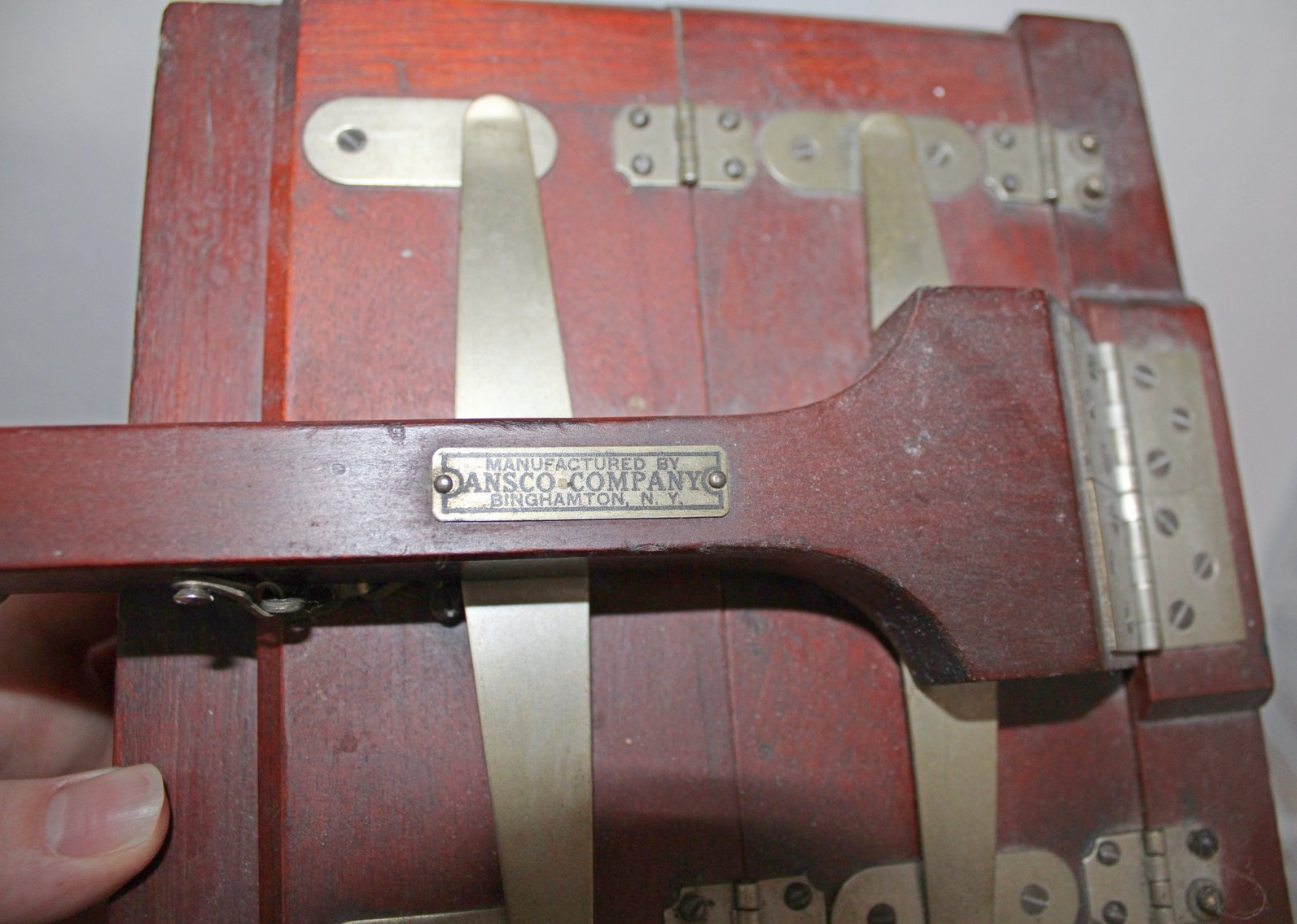 Image for LIVING ESTATE AUCTION