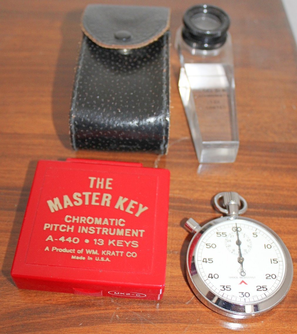 Image for LIVING ESTATE AUCTION