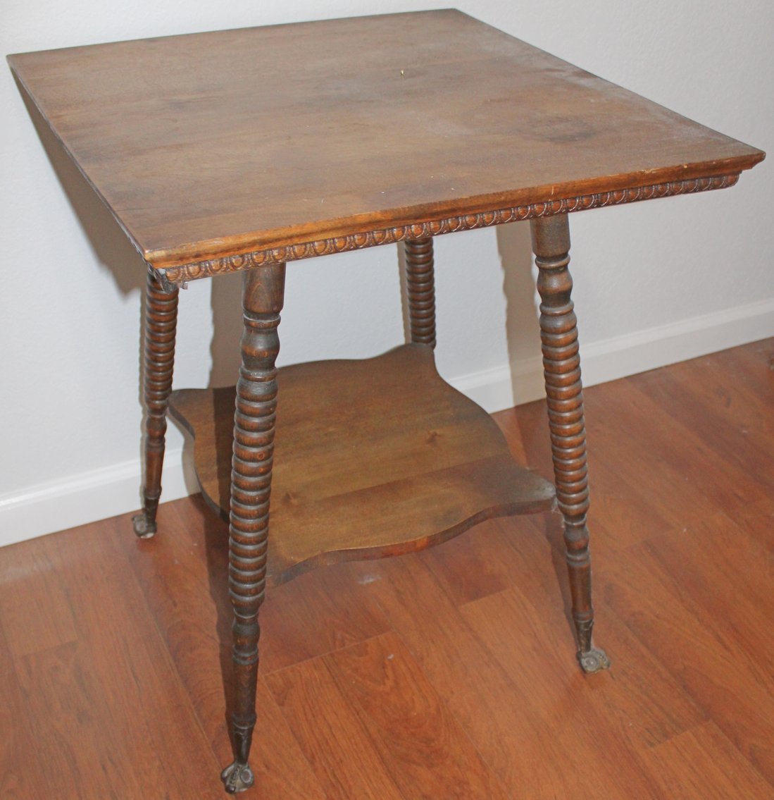 Image for LIVING ESTATE AUCTION