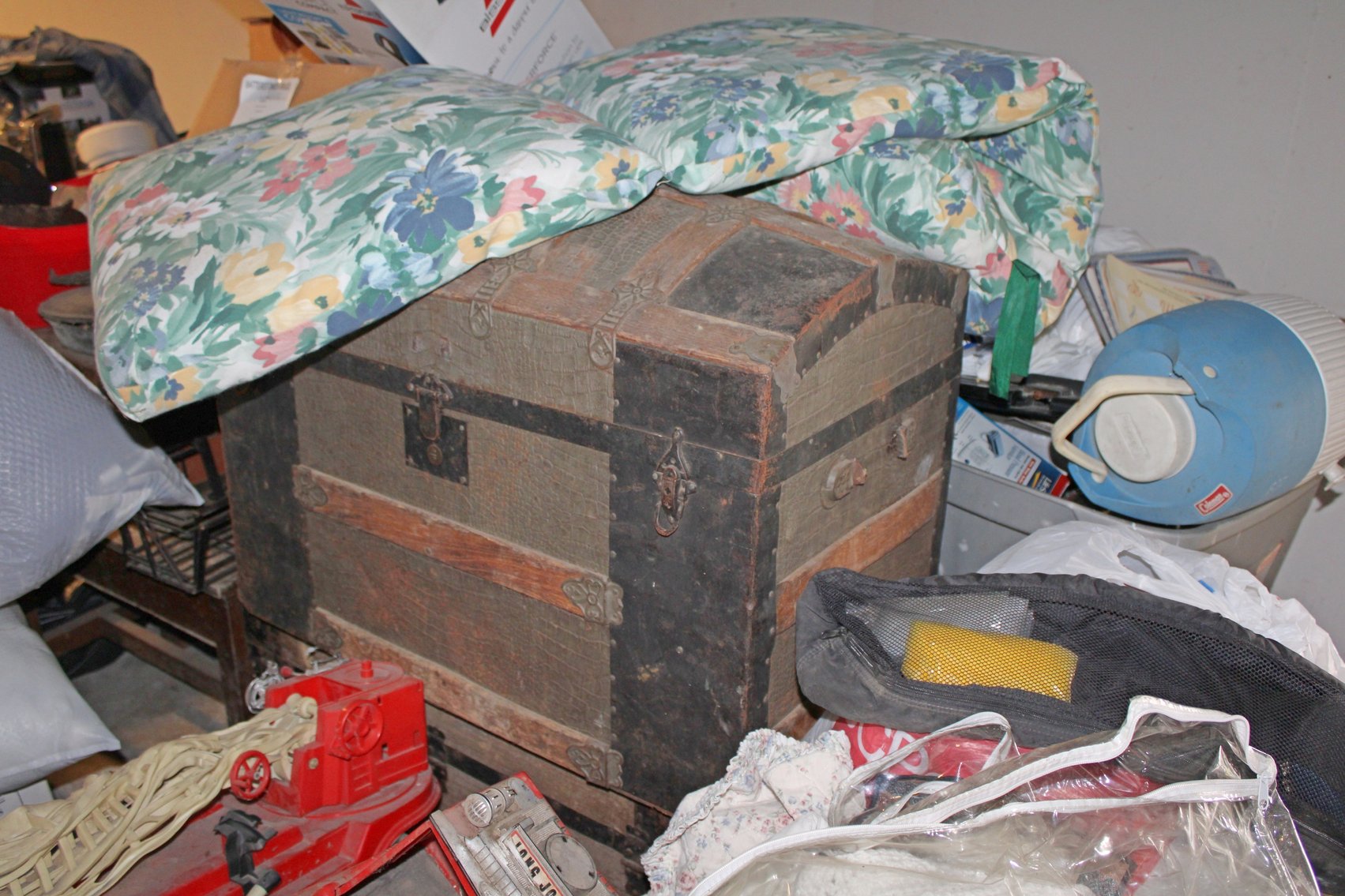 Image for ESTATE AUCTION