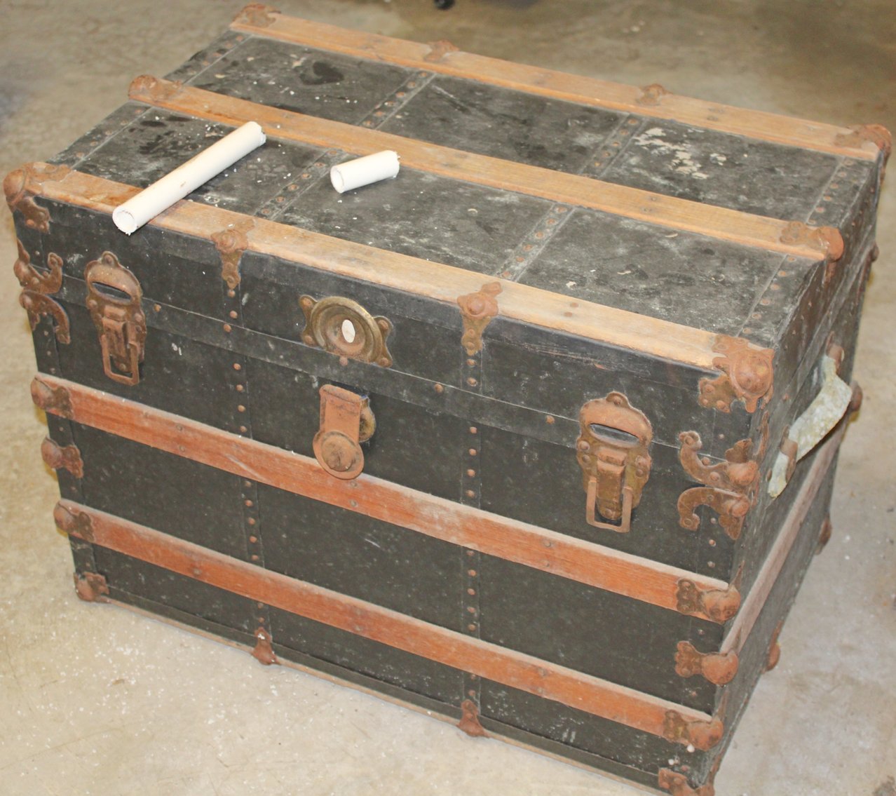 Image for ESTATE AUCTION