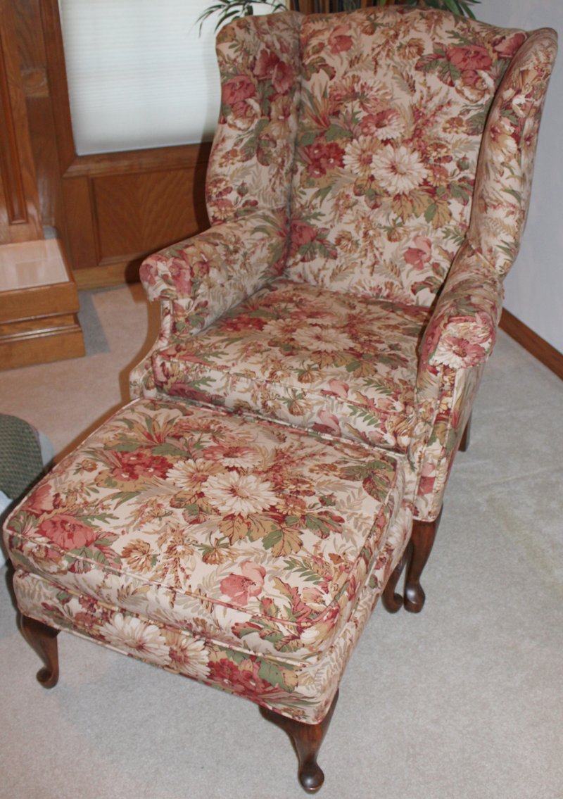 Image for LIVING ESTATE AUCTION