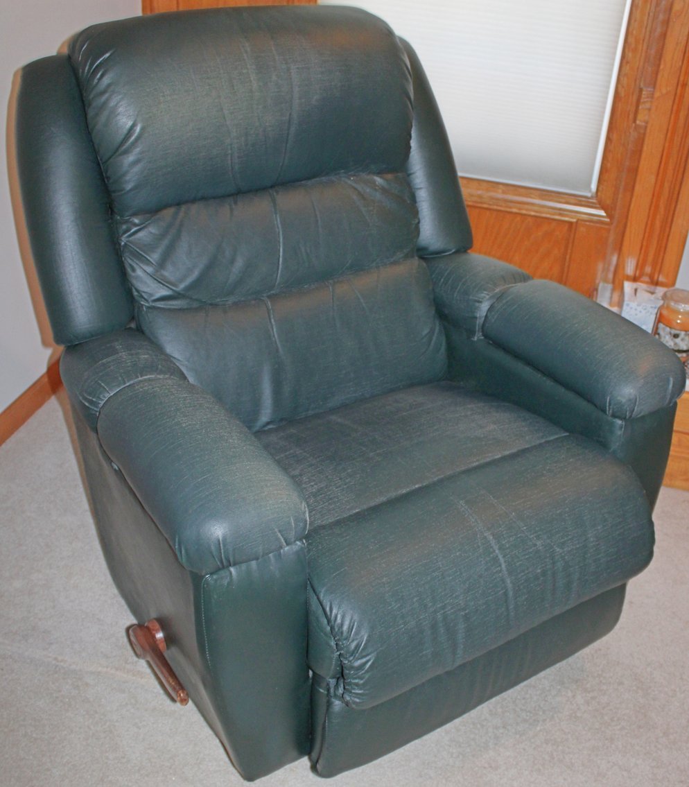 Image for LIVING ESTATE AUCTION