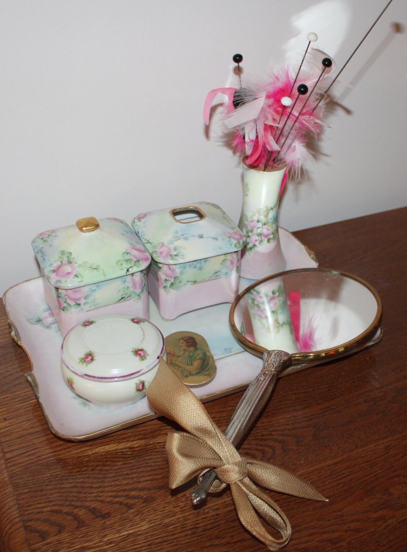 Image for LIVING ESTATE AUCTION