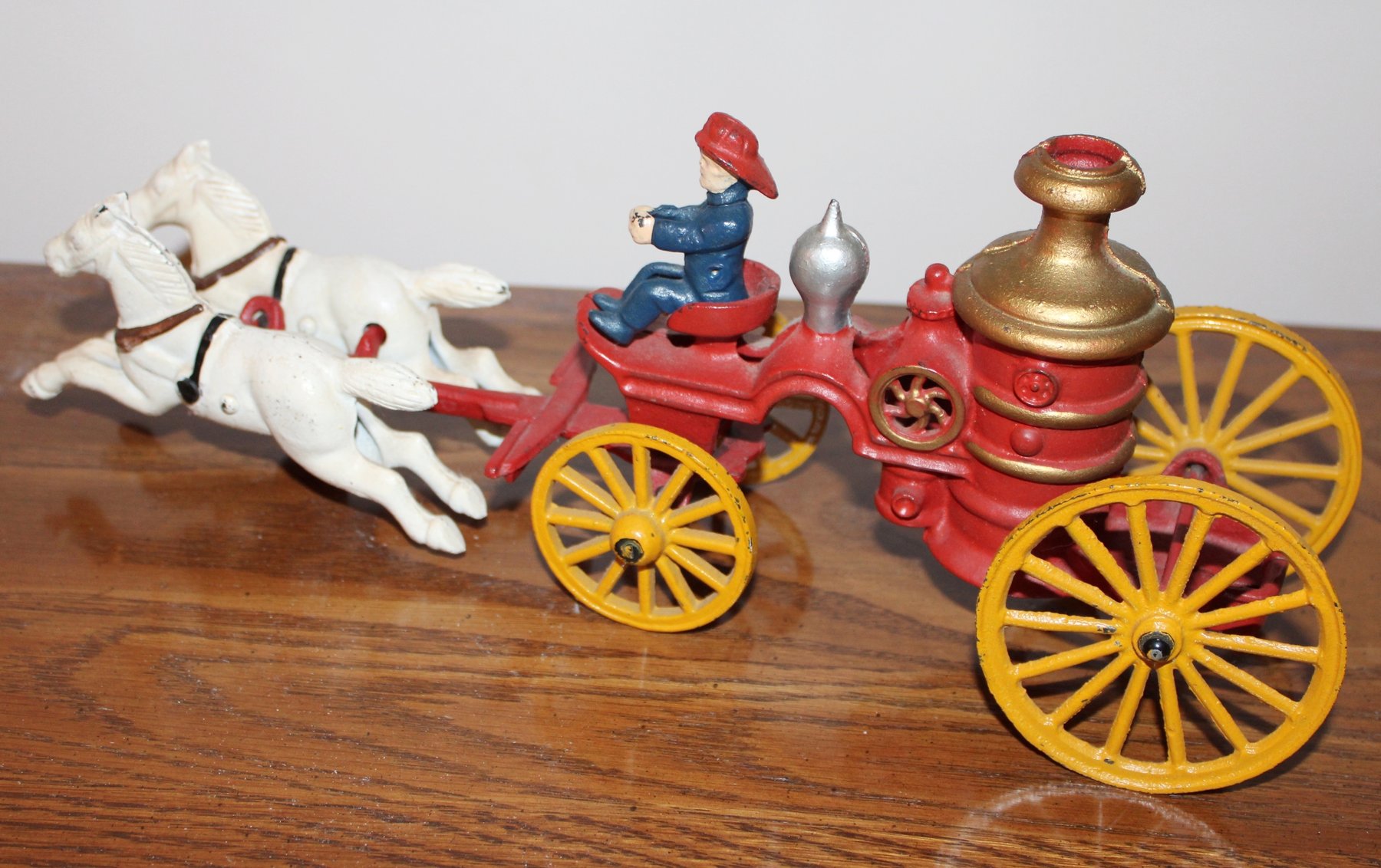 Image for LIVING ESTATE AUCTION