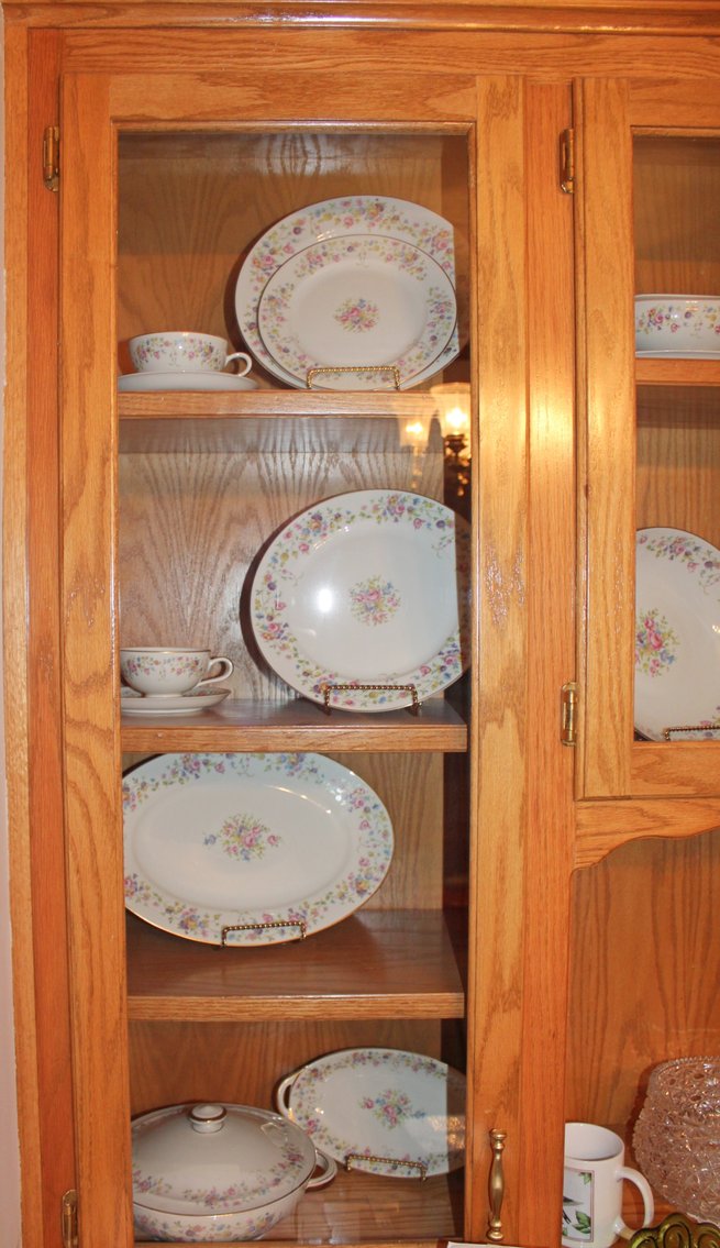 Image for LIVING ESTATE AUCTION