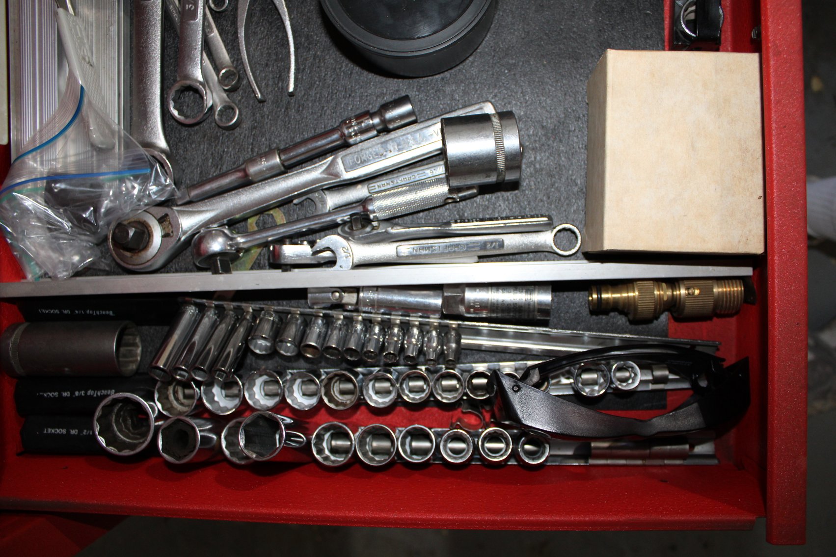 Image for LIVING ESTATE AUCTION