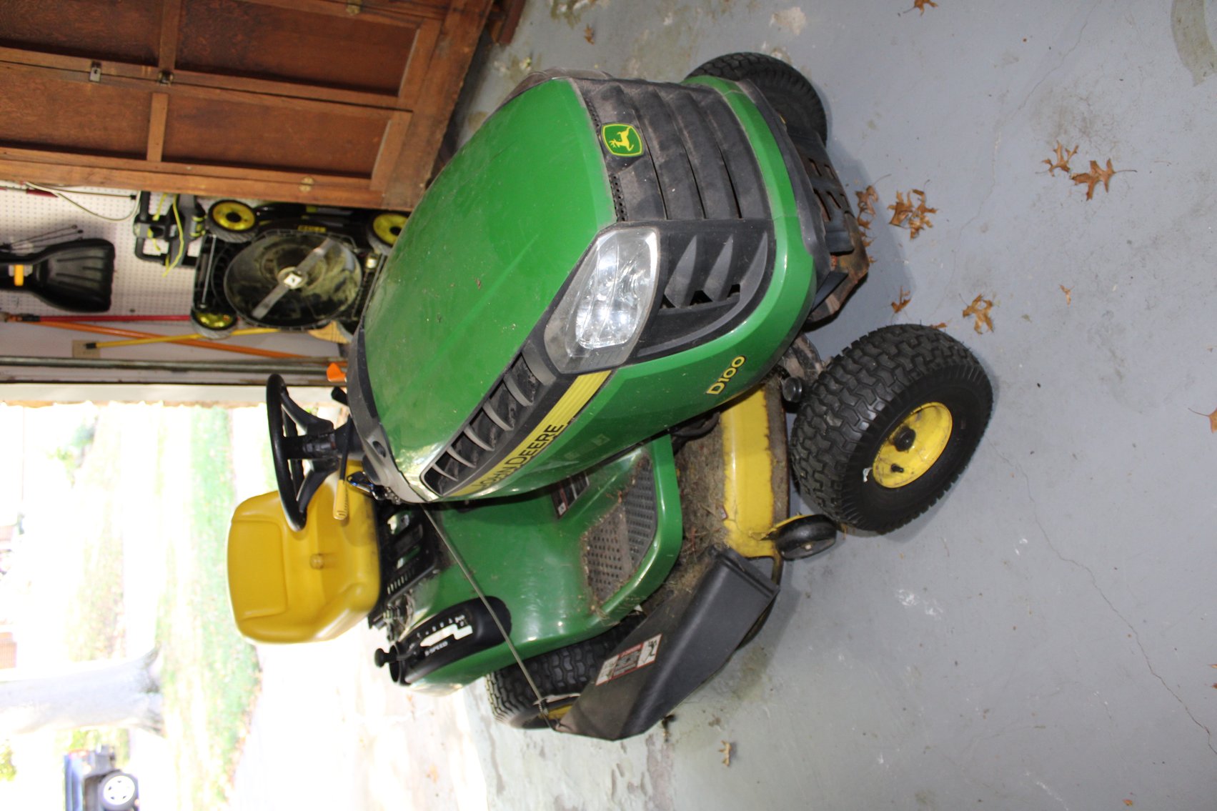 Image for LIVING ESTATE AUCTION