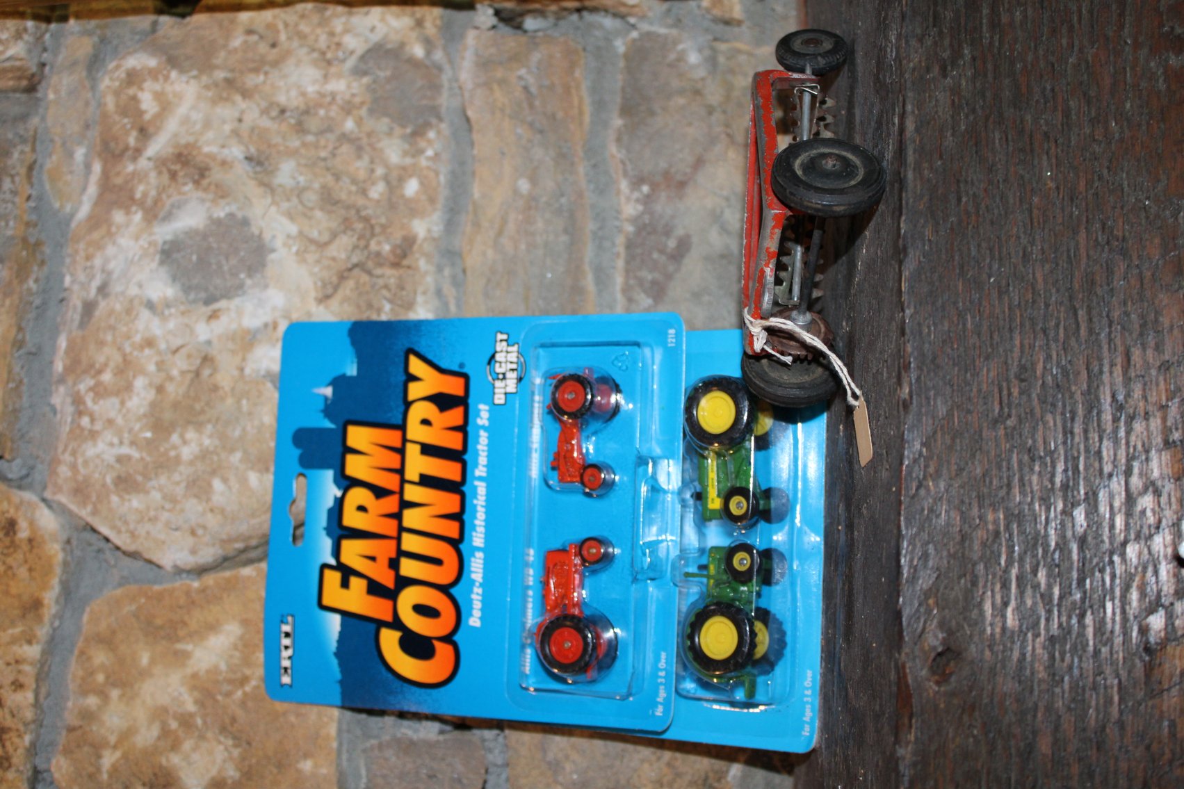 Image for LIVING ESTATE AUCTION