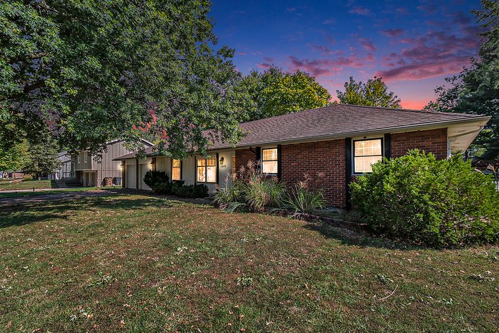 Image for REAL ESTATE & PERSONAL PROPERTY AUCTION