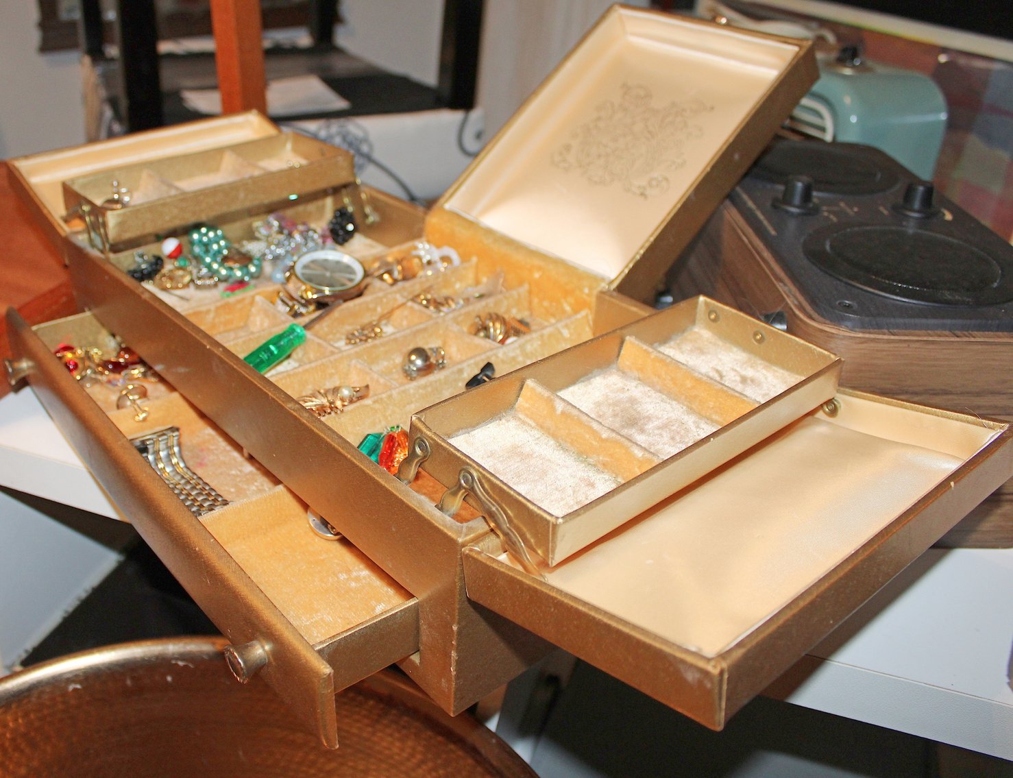 Image for MID CENTURY MADNESS AUCTION