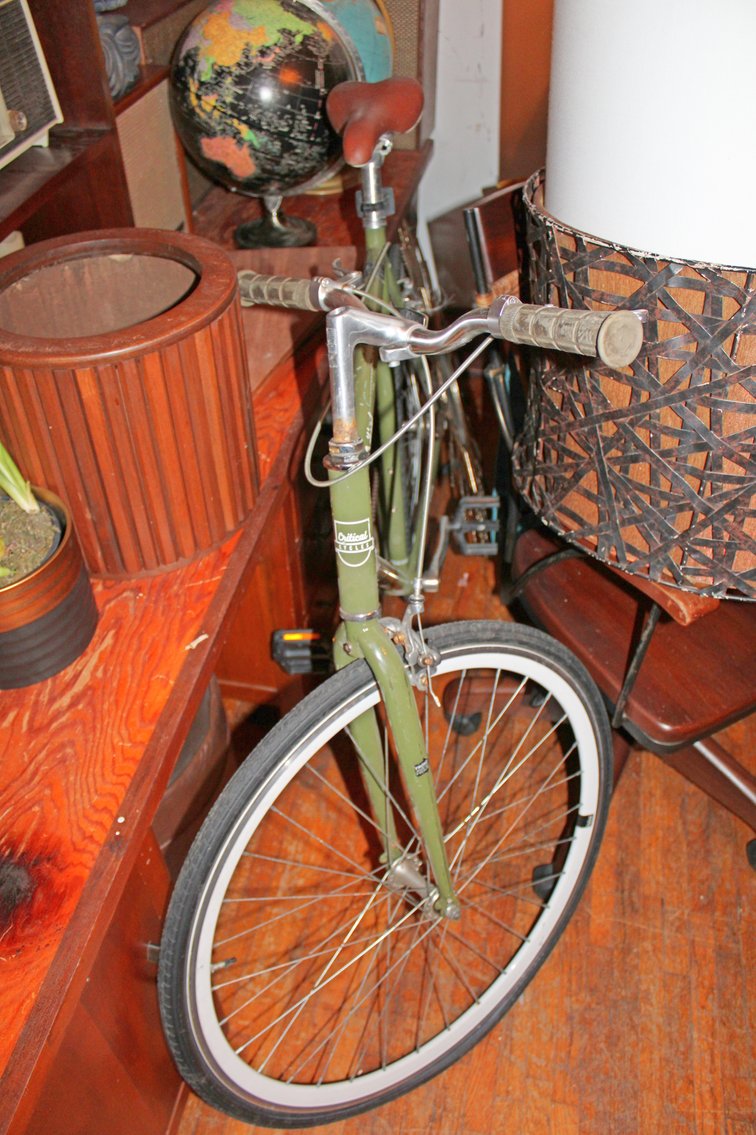 Image for MID CENTURY MADNESS AUCTION