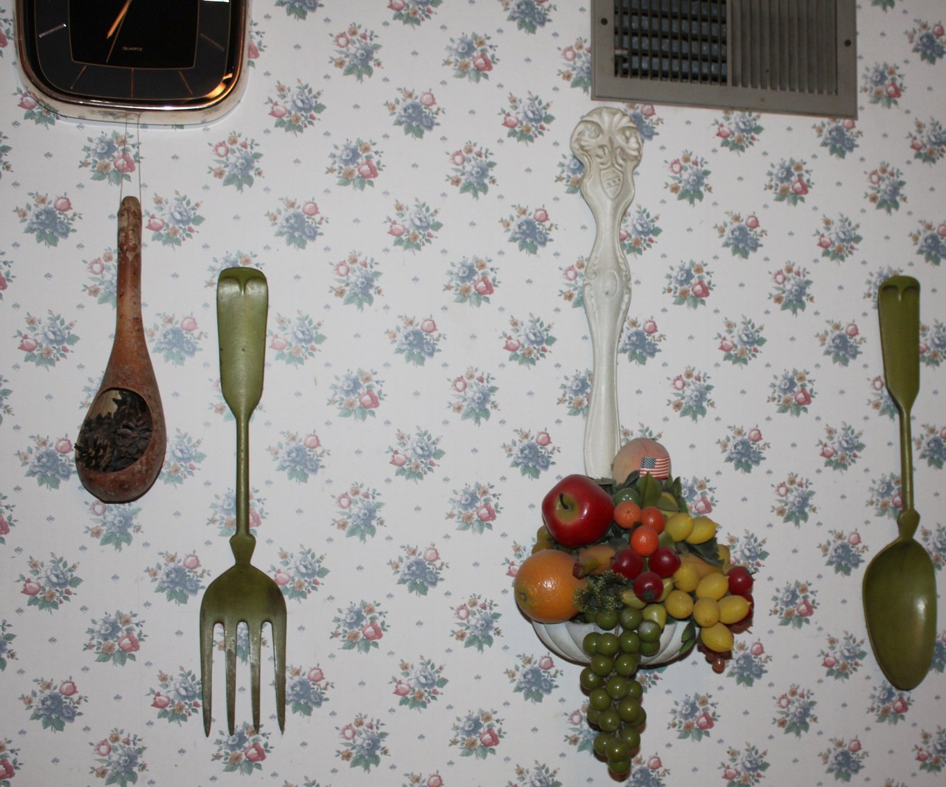 Image for VINTAGE TIME CAPSULE ESTATE AUCTION