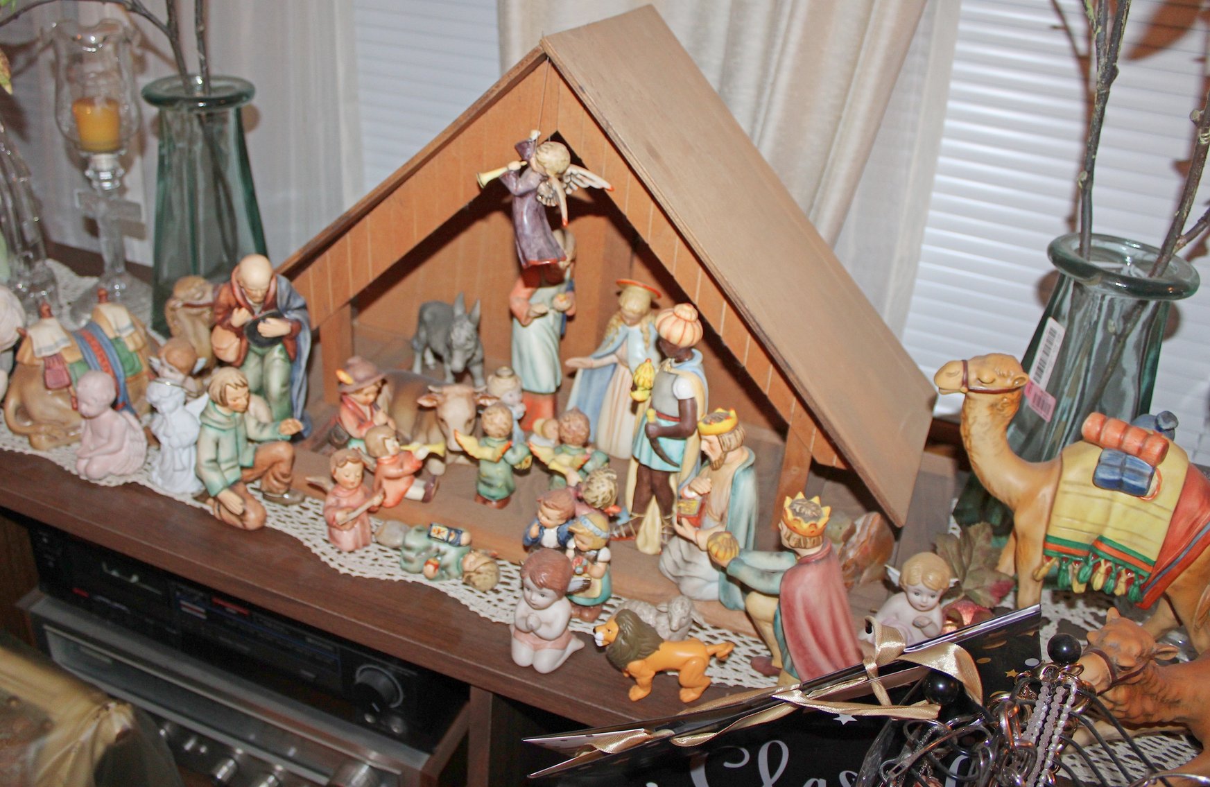 Image for VINTAGE TIME CAPSULE ESTATE AUCTION