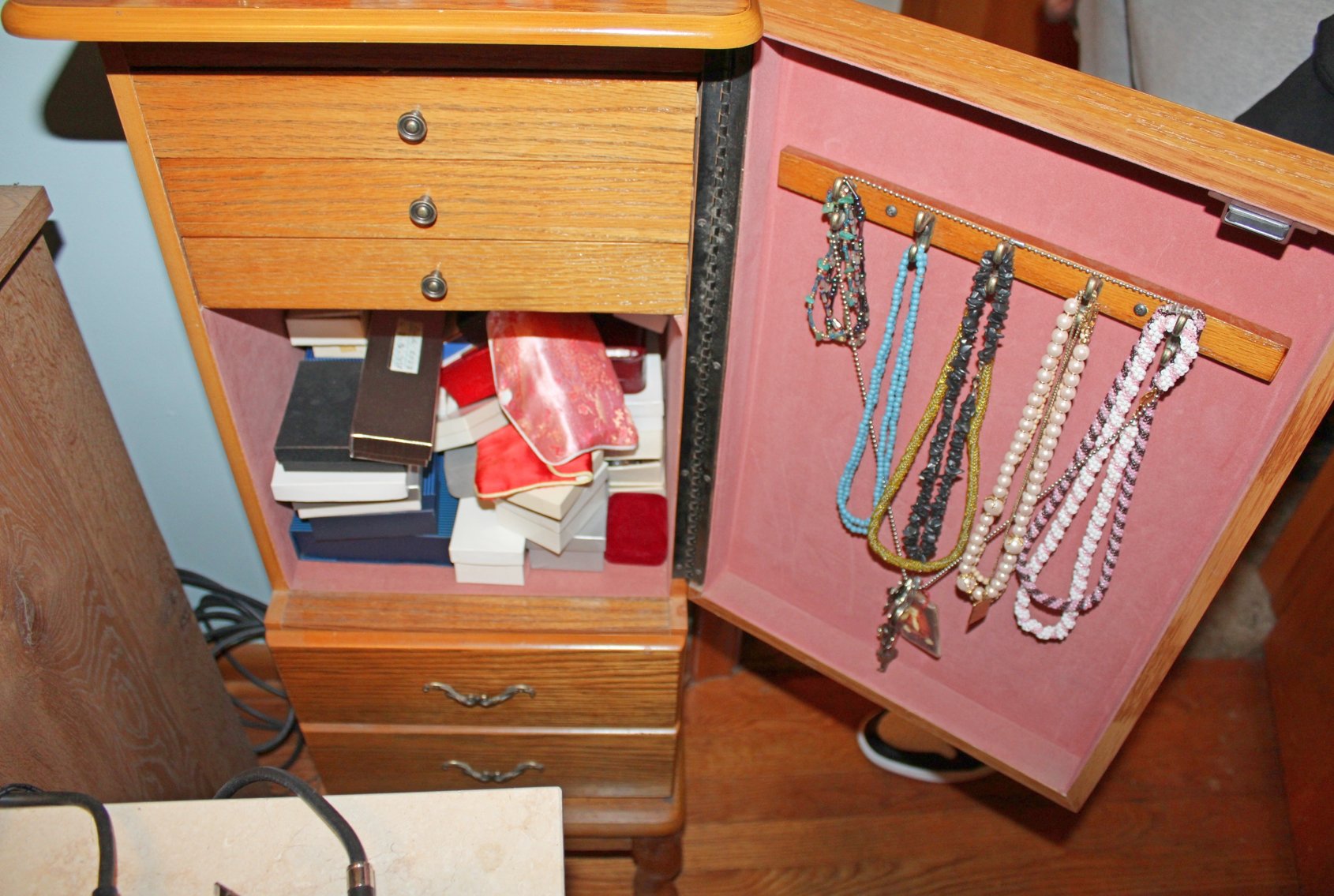 Image for VINTAGE TIME CAPSULE ESTATE AUCTION