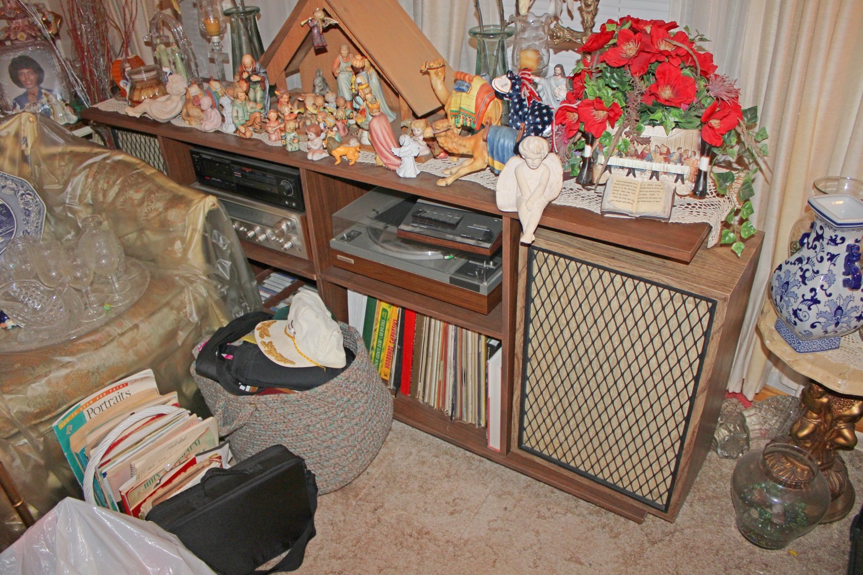 Image for VINTAGE TIME CAPSULE ESTATE AUCTION