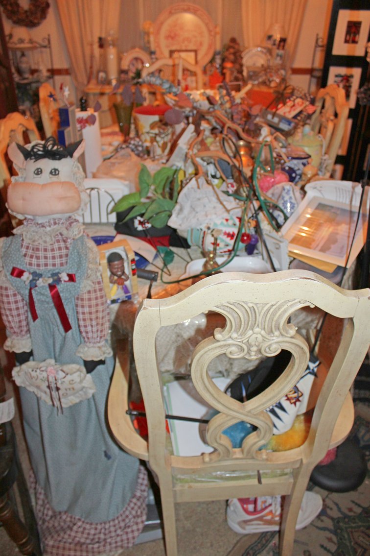 Image for VINTAGE TIME CAPSULE ESTATE AUCTION