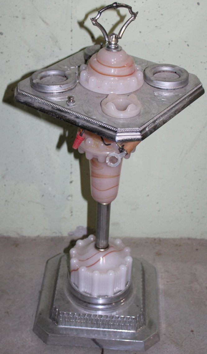 Image for ANTIQUE DEALER'S ESTATE AUCTION