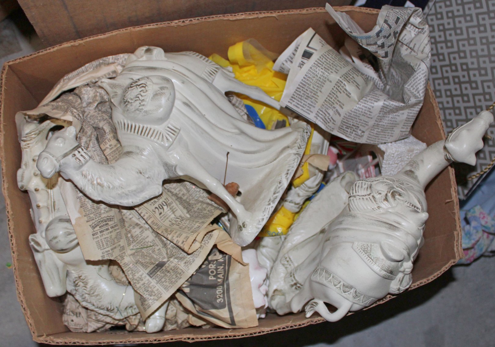 Image for ANTIQUE DEALER'S ESTATE AUCTION