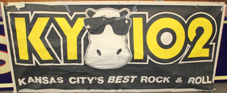 Image for ANTIQUE COLLECTOR'S AUCTION