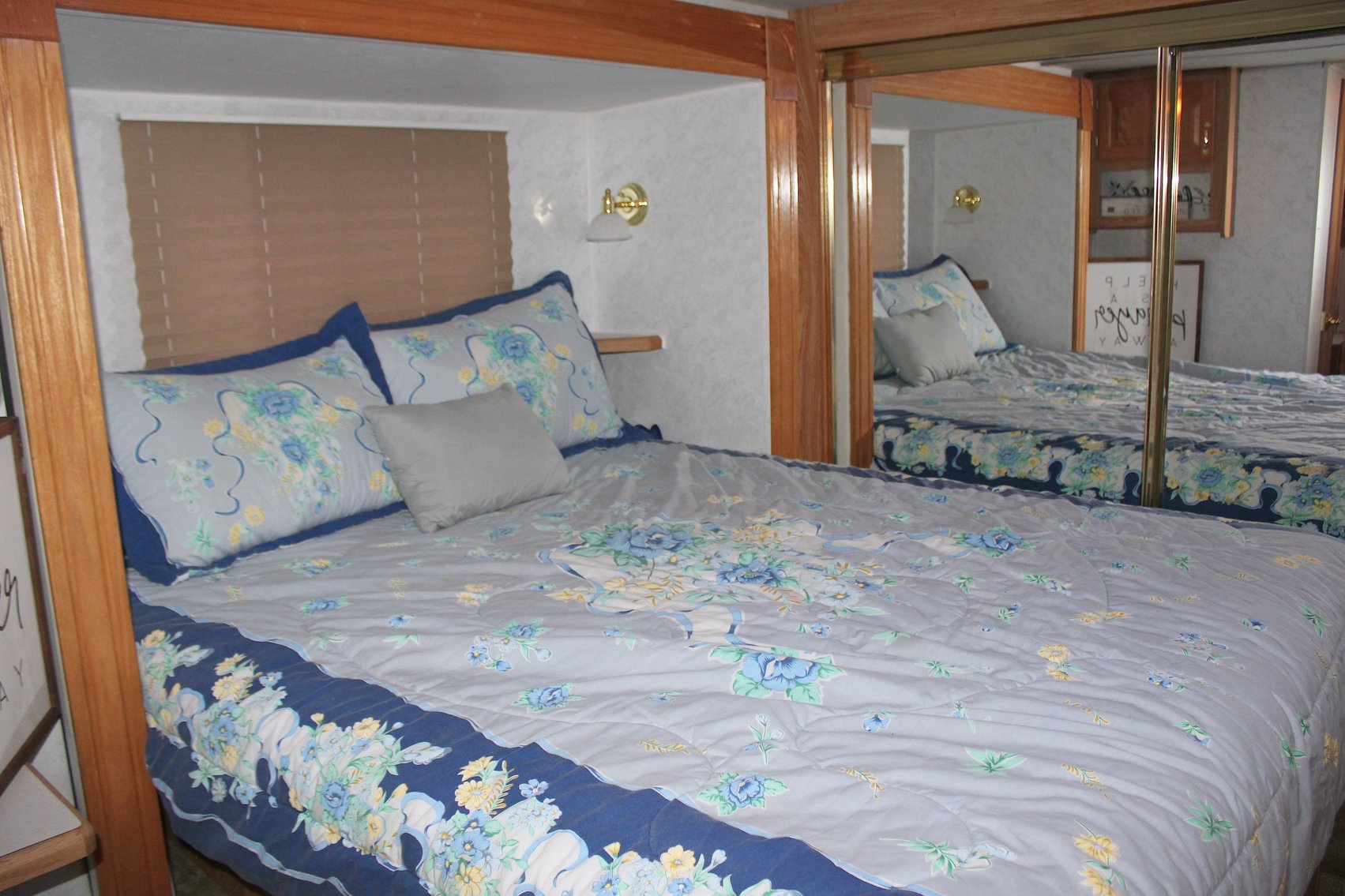 Image for HUGE FARM AUCTION