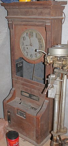 Image for LIVING ESTATE AUCTION