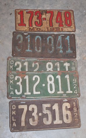 Image for LIVING ESTATE AUCTION