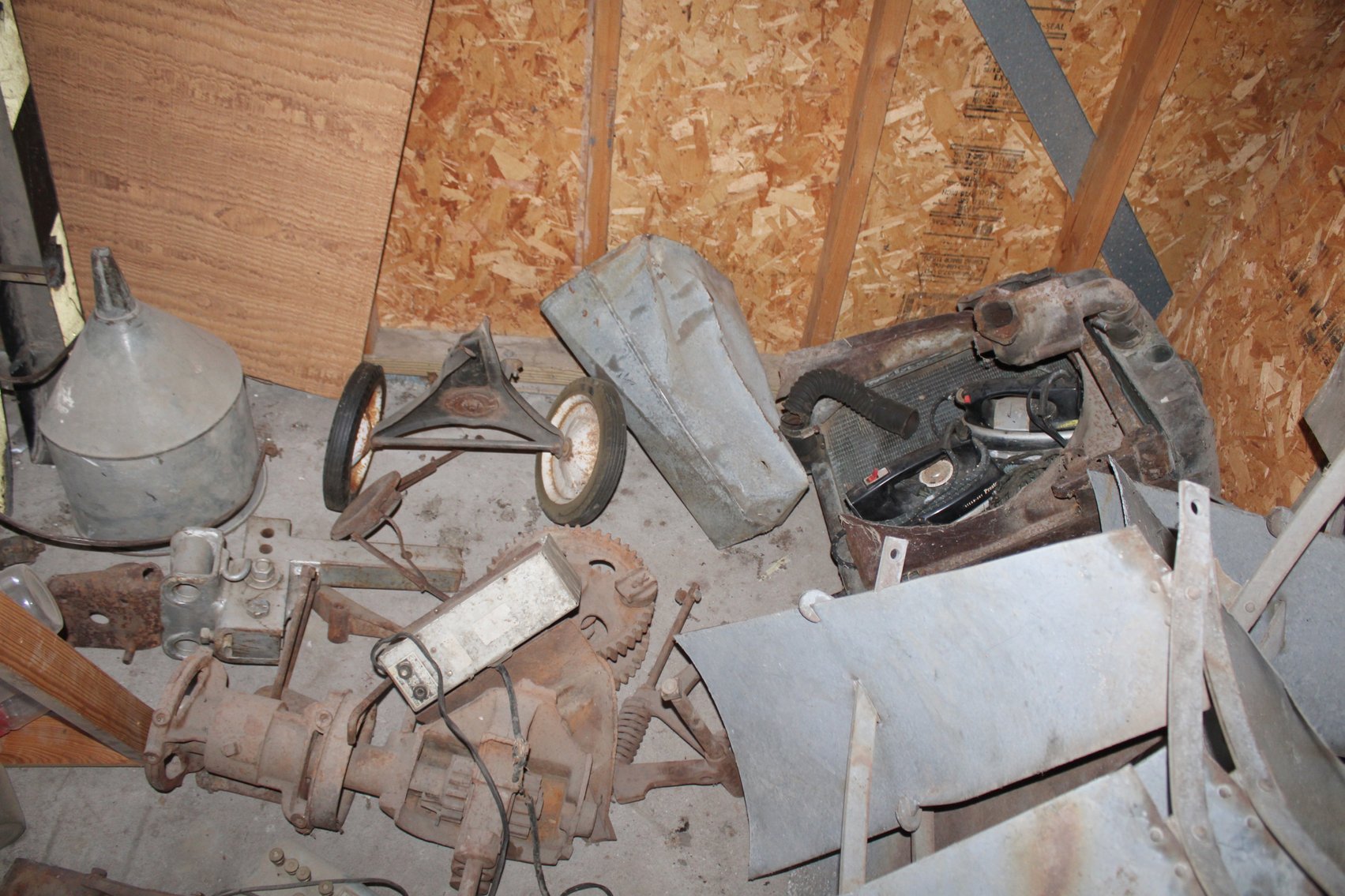 Image for REAL ESTATE & PERSONAL PROPERTY AUCTION