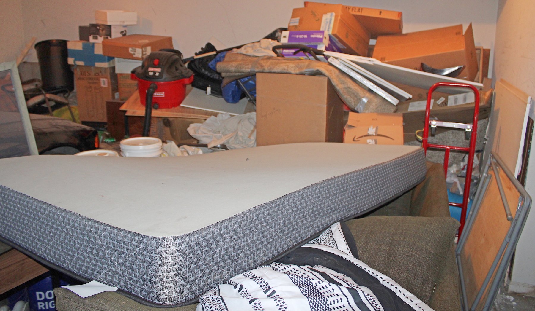 Image for ESTATE AUCTION