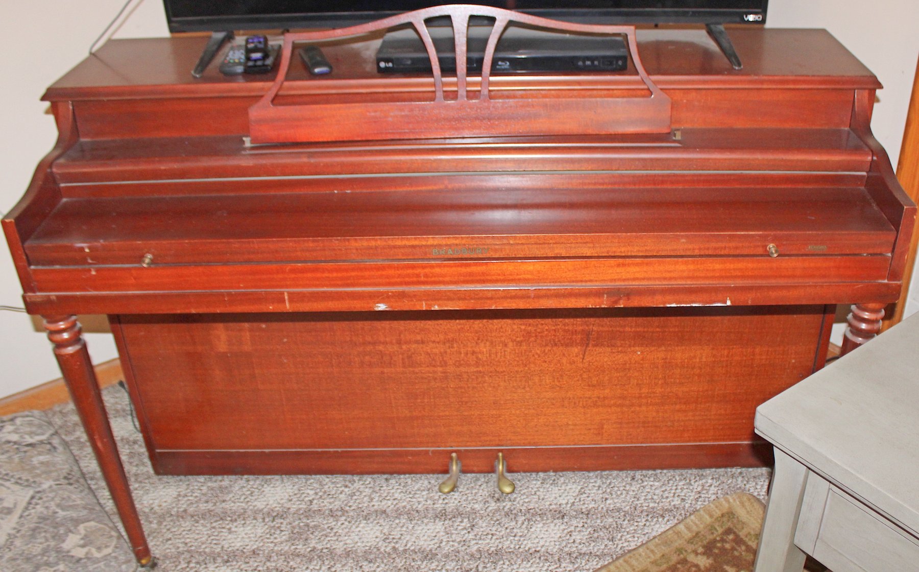 Image for ESTATE AUCTION