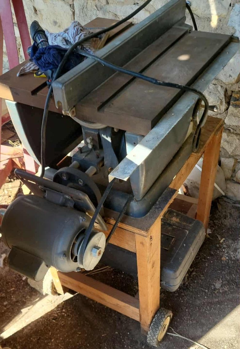 Image for ESTATE AUCTION