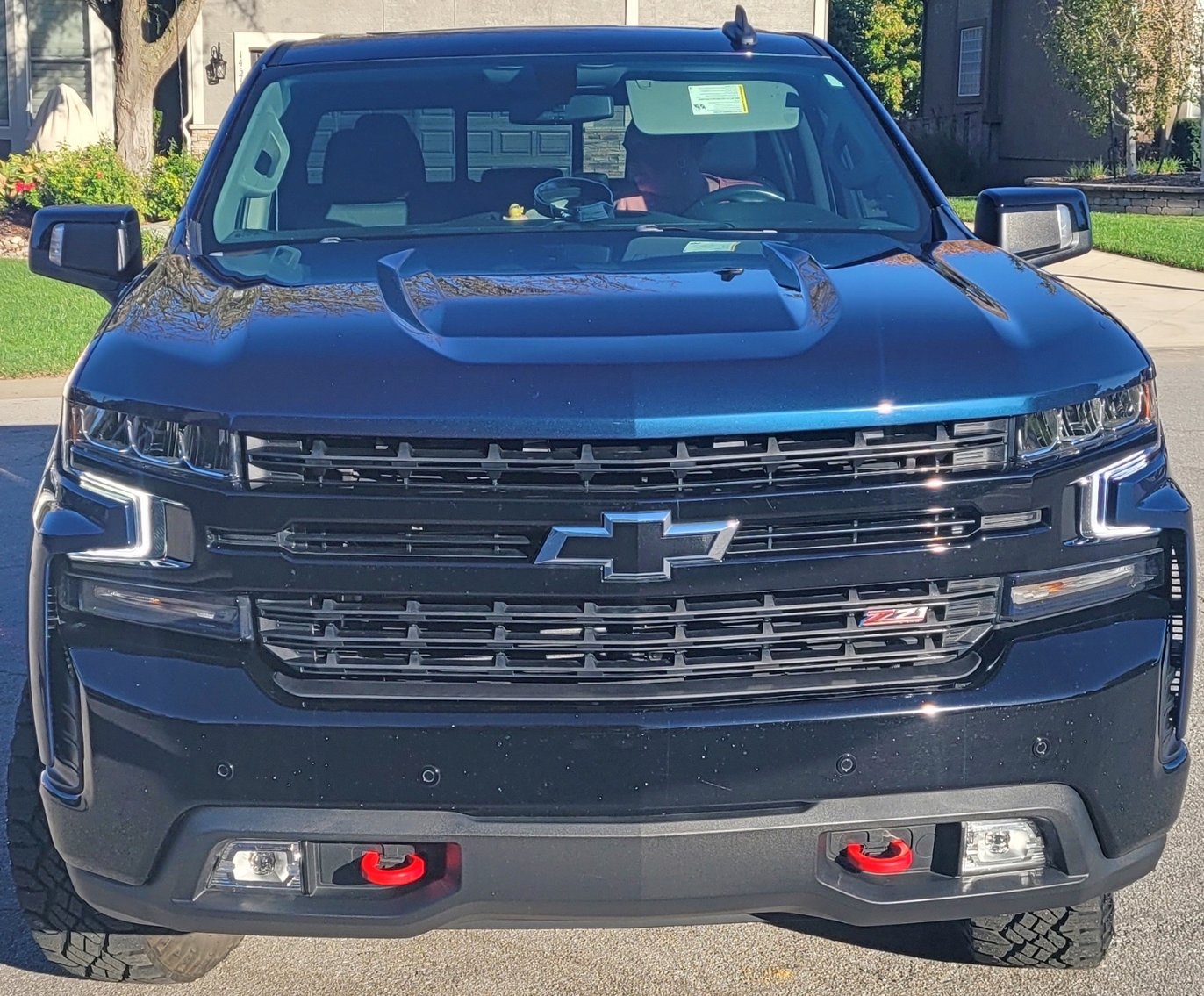 Image for LIVING ESTATE AUCTION