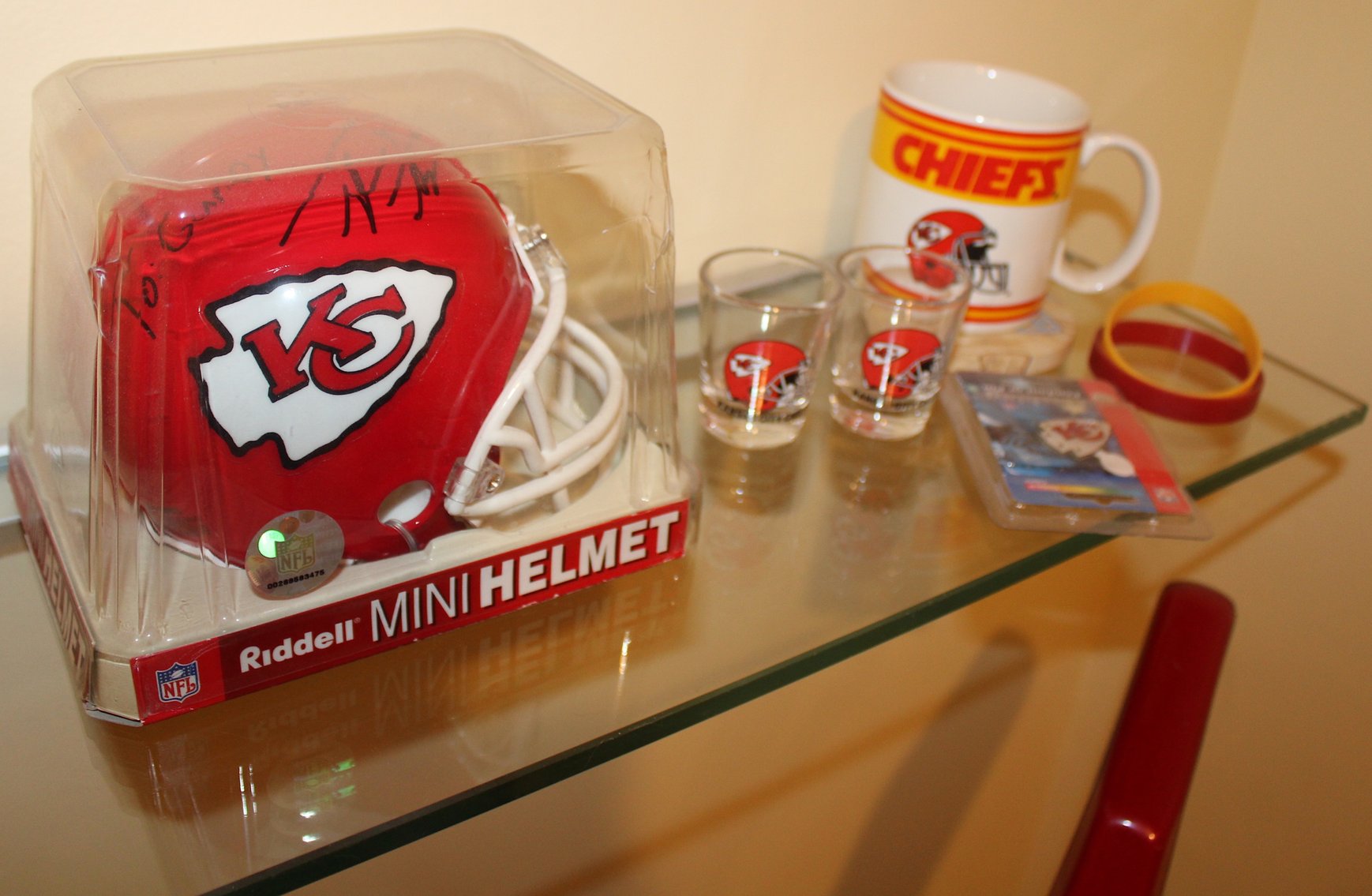 Image for LIVING ESTATE AUCTION