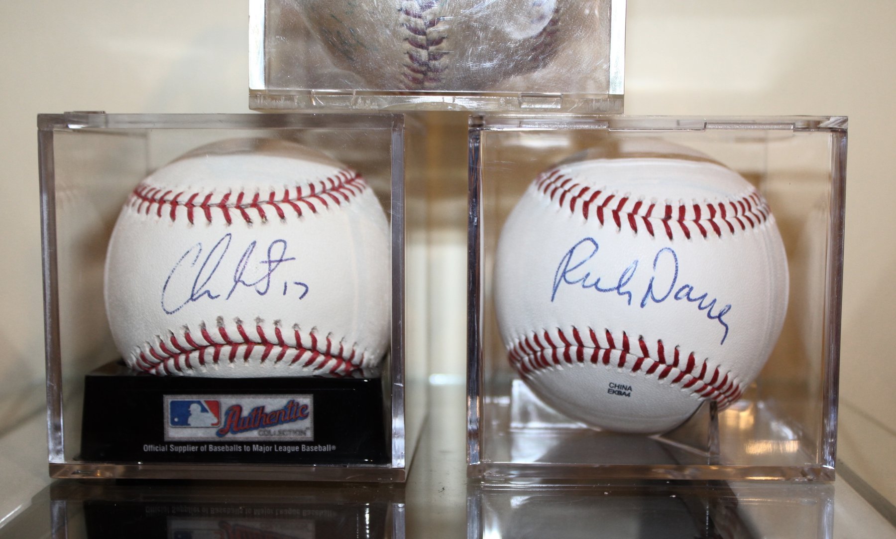 Image for LIVING ESTATE AUCTION