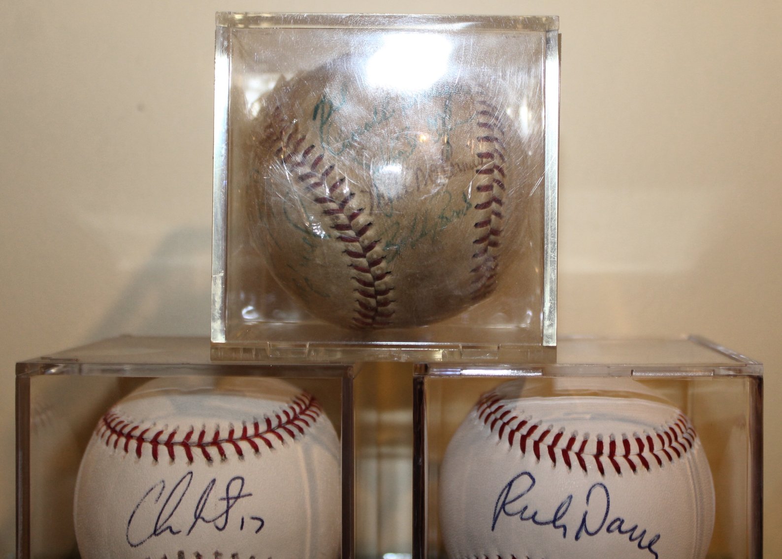 Image for LIVING ESTATE AUCTION