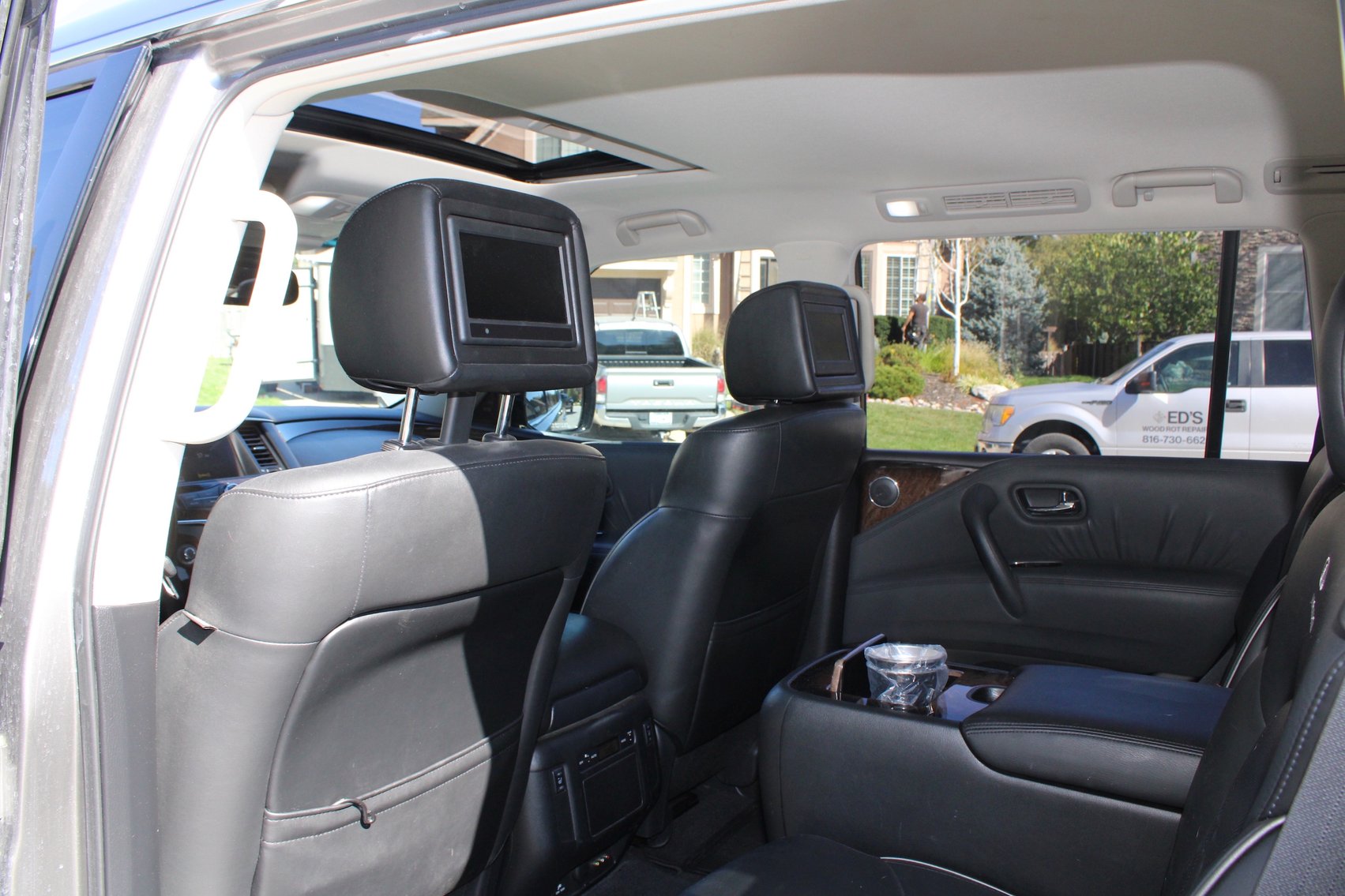 Image for LIVING ESTATE AUCTION