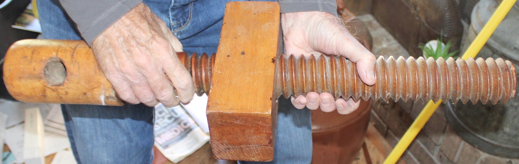 Image for AMERICAN PICKERS TREASURE HUNT AUCTION