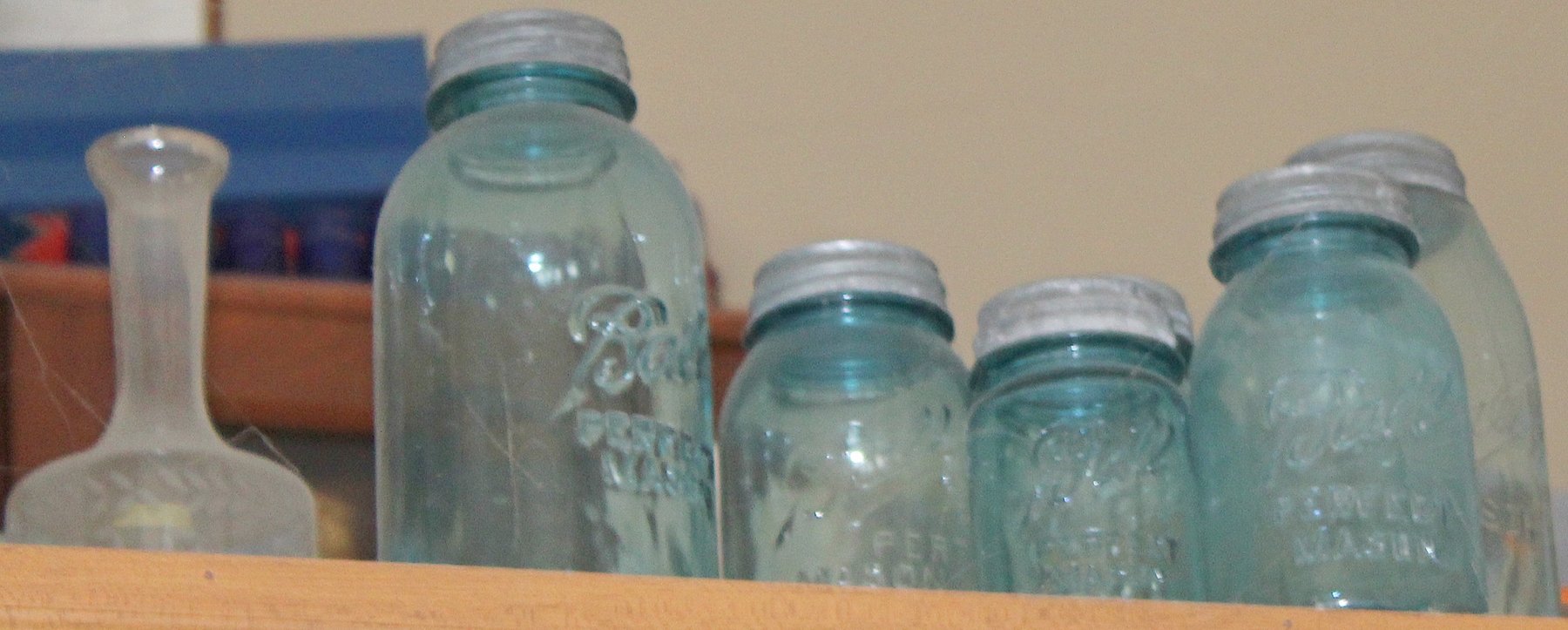 Image for AMERICAN PICKERS TREASURE HUNT AUCTION