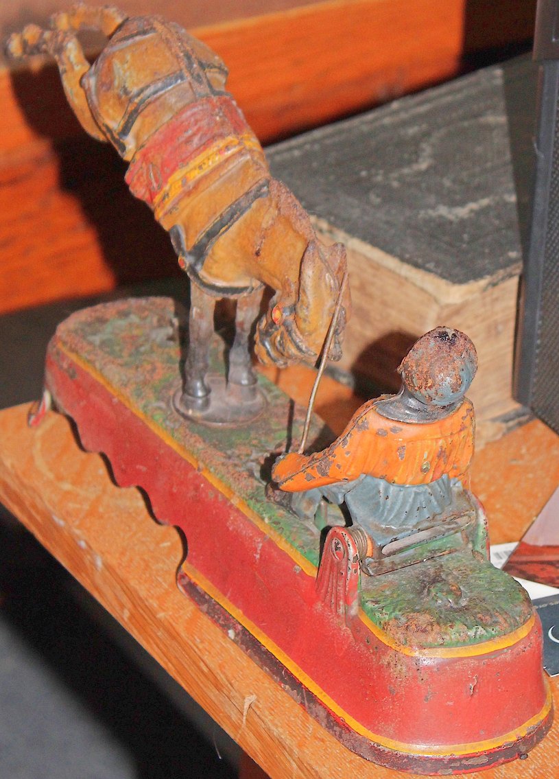 Image for AMERICAN PICKERS TREASURE HUNT AUCTION